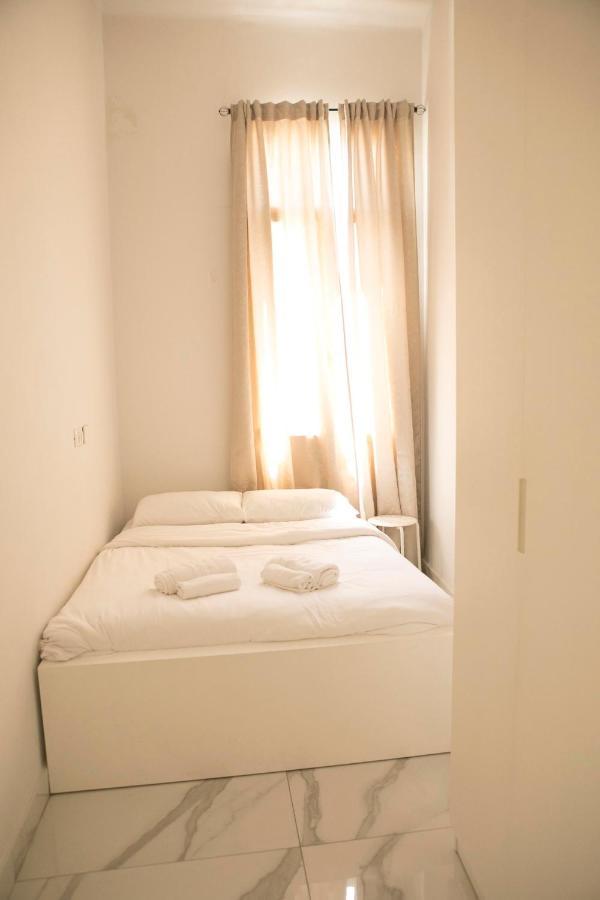 Bauhaus Stylish Apartments - By Bookiz Tel Aviv Dış mekan fotoğraf