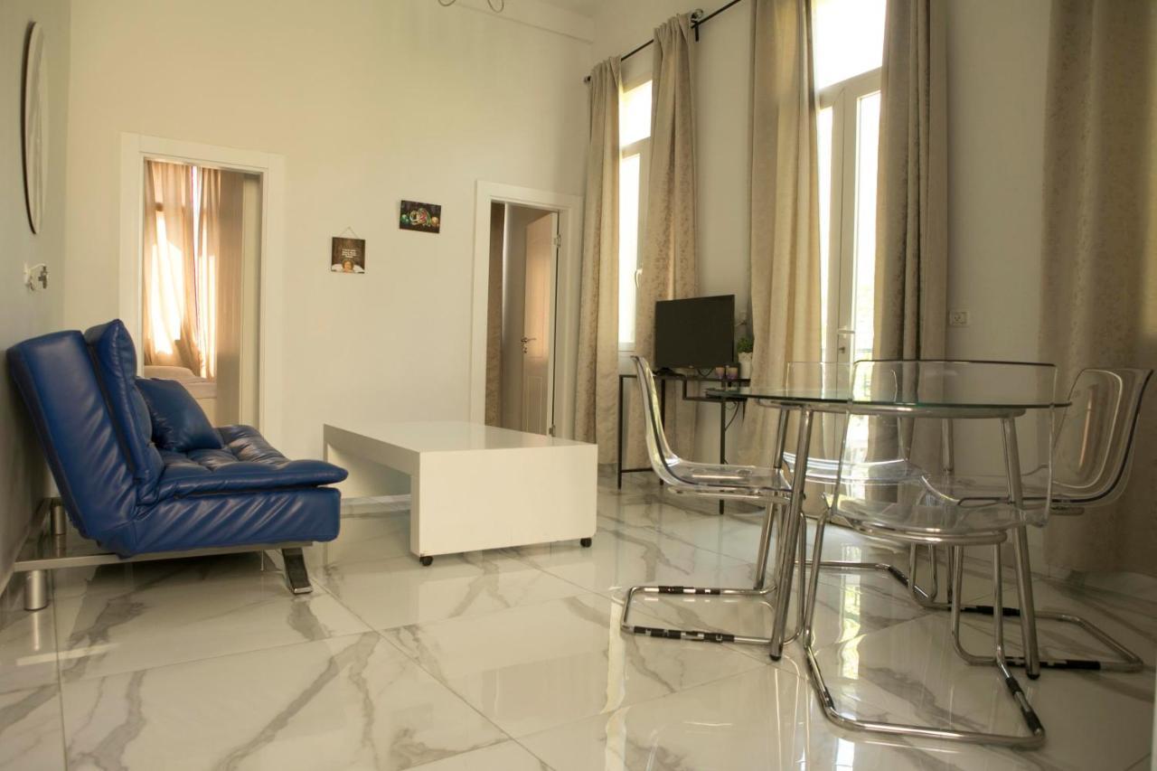 Bauhaus Stylish Apartments - By Bookiz Tel Aviv Dış mekan fotoğraf